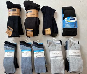 30 Pairs of new men’s socks