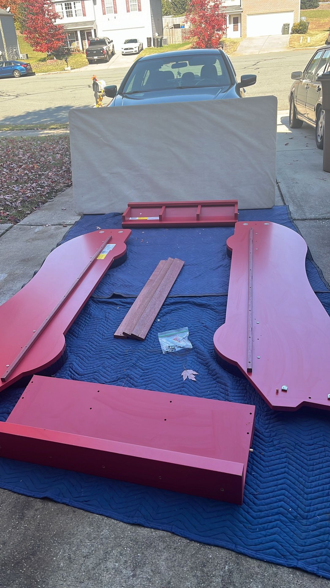 Twin Size Race Car Bed