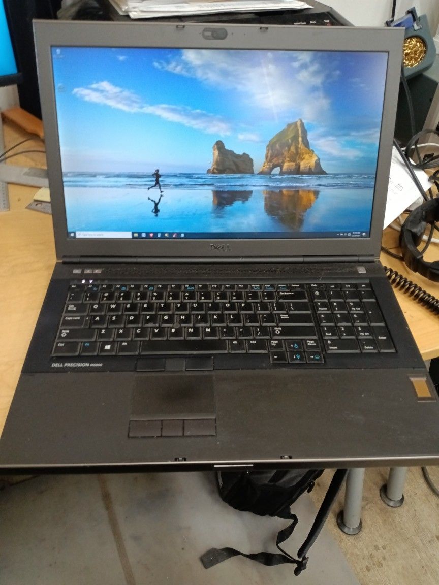Dell M6800 17" Laptop i7 4910MQ 32gb RAM 500gb HD Nvidia Quadro K5 8gb CAD Gaming
