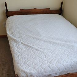 Double/Full Size Bed - Wood Frame, Firm Mattress and Box Springs
