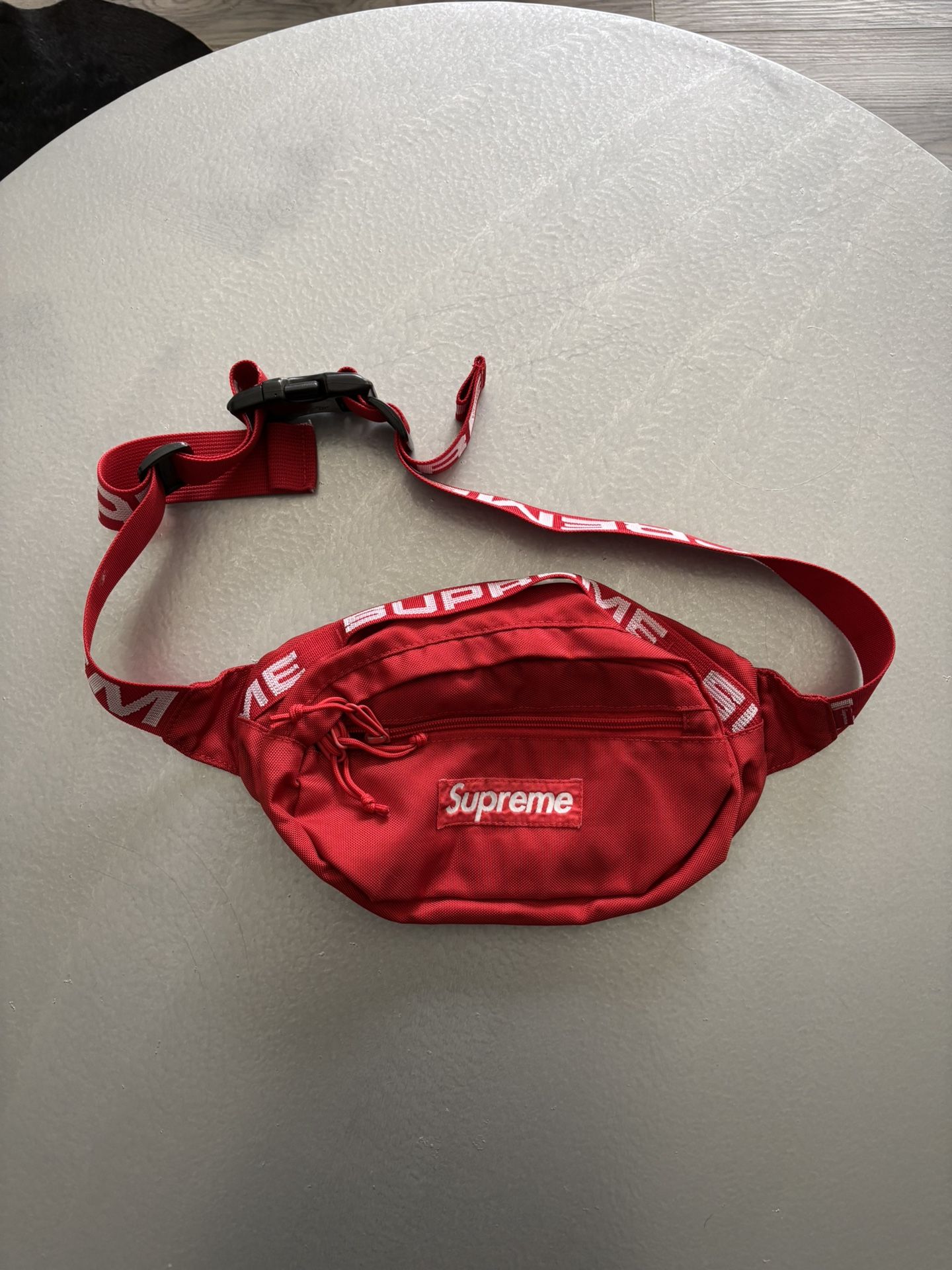 Supreme Waist Bag/ Fanny Pack