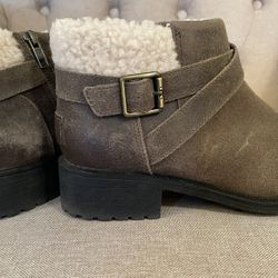 UGG Benson Ankle Boots, Women’s Size 6.5, Excellent Condition, $160