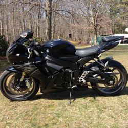 2011 Suzuki GSXR 750 Motorcycle 