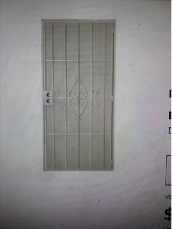 metal security screen door New in box metal security screen door