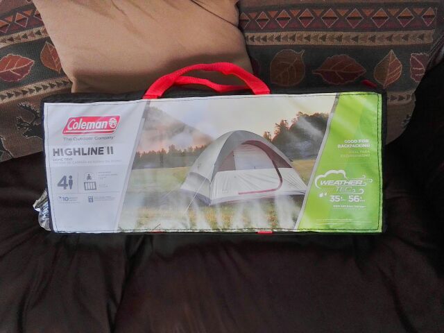 * NEW * Coleman Highline II 4-Person Dome Tent w/ Carry Bag