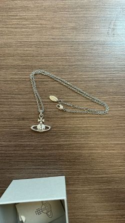 Vivienne Westwood Mayfair Bas Relief Pendant