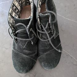 Toms Black Wedges 
