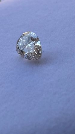 Diamond with certificate pear cut 1.58 carat vvs2 G color