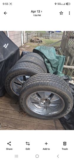 Set of 4 Tires on Chrome Rims P285 50R20