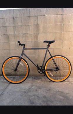 Retrospect street bike.