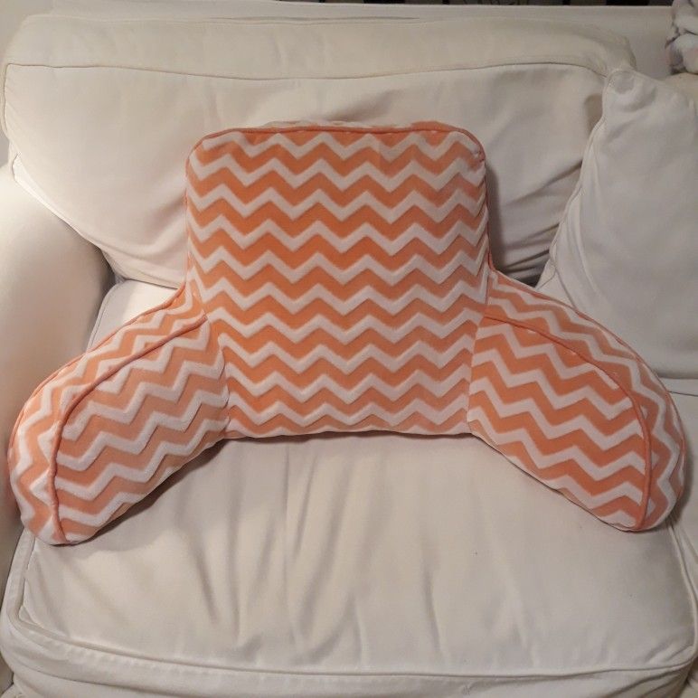 "Room Essentials" Bed Rest/Reading Pillow