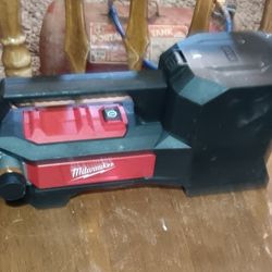 MILWAUKEE M18 TRANSFER PUMP