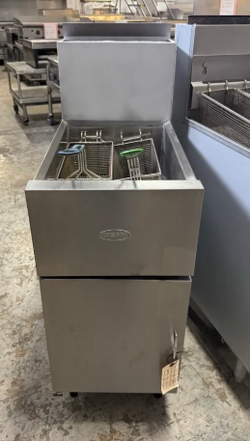 Fryer DEAN