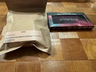 EYE SHADOWS. NOT USED. SEE PRICING.