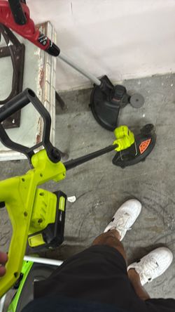 Ryobi 20V cordless string trimmer/weed wacker