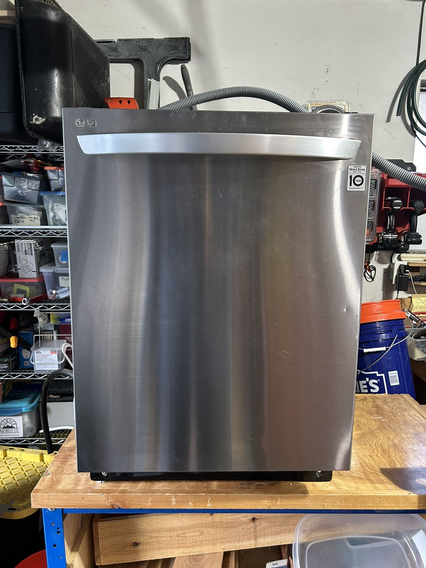 NICE!! LG Dishwasher 