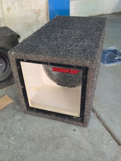 Thunder Box Subwoofer 12in" and 8in speakers