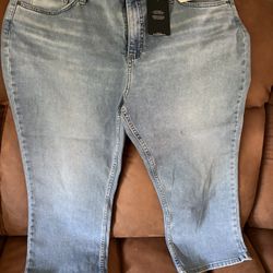 NEW WOMEN’S LEE BLUE JEANS SIZE 18 Med