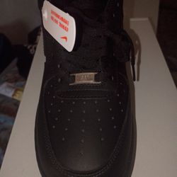 Brand New Black Forces Size's 8,8.5,9,10