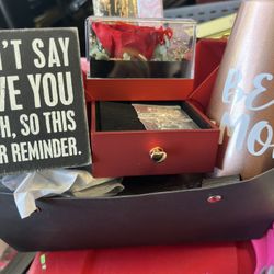 Mother Day Basket 