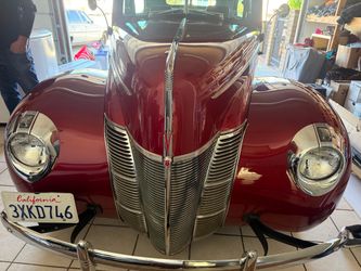 1940 Ford Deluxe