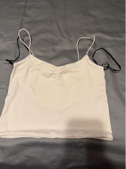 Women’s forever 21 ruched-front cropped camisole top featuring thin spaghetti straps size medium