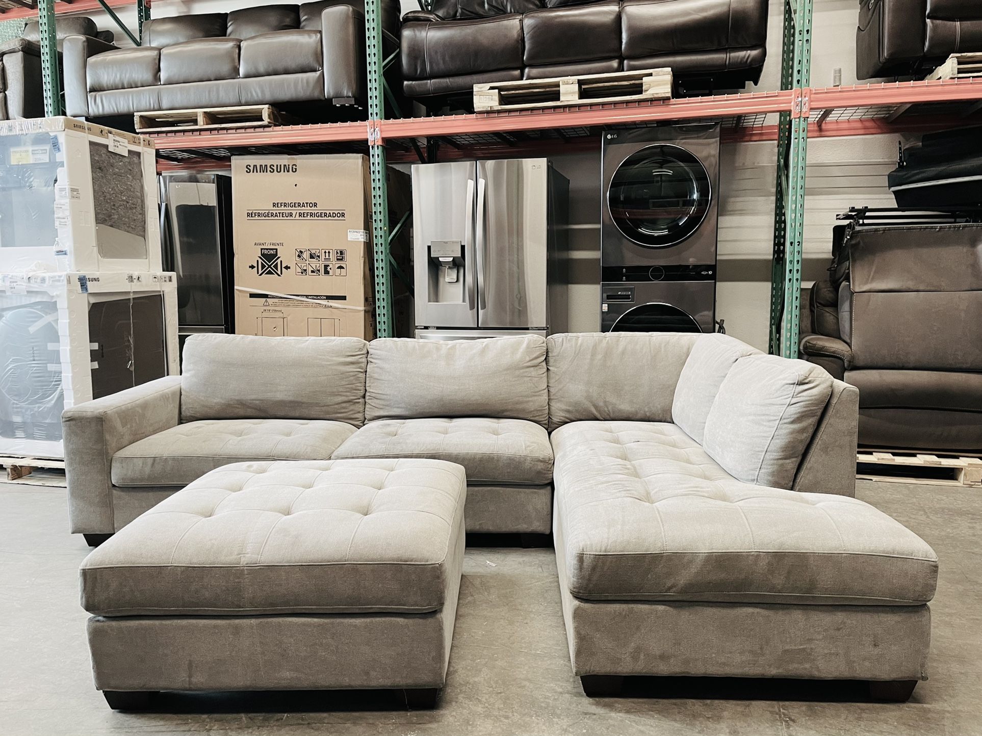 Miles Fabric Sectional with Ottoman, Gray