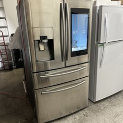 Samsung Family Hub Refrigerator