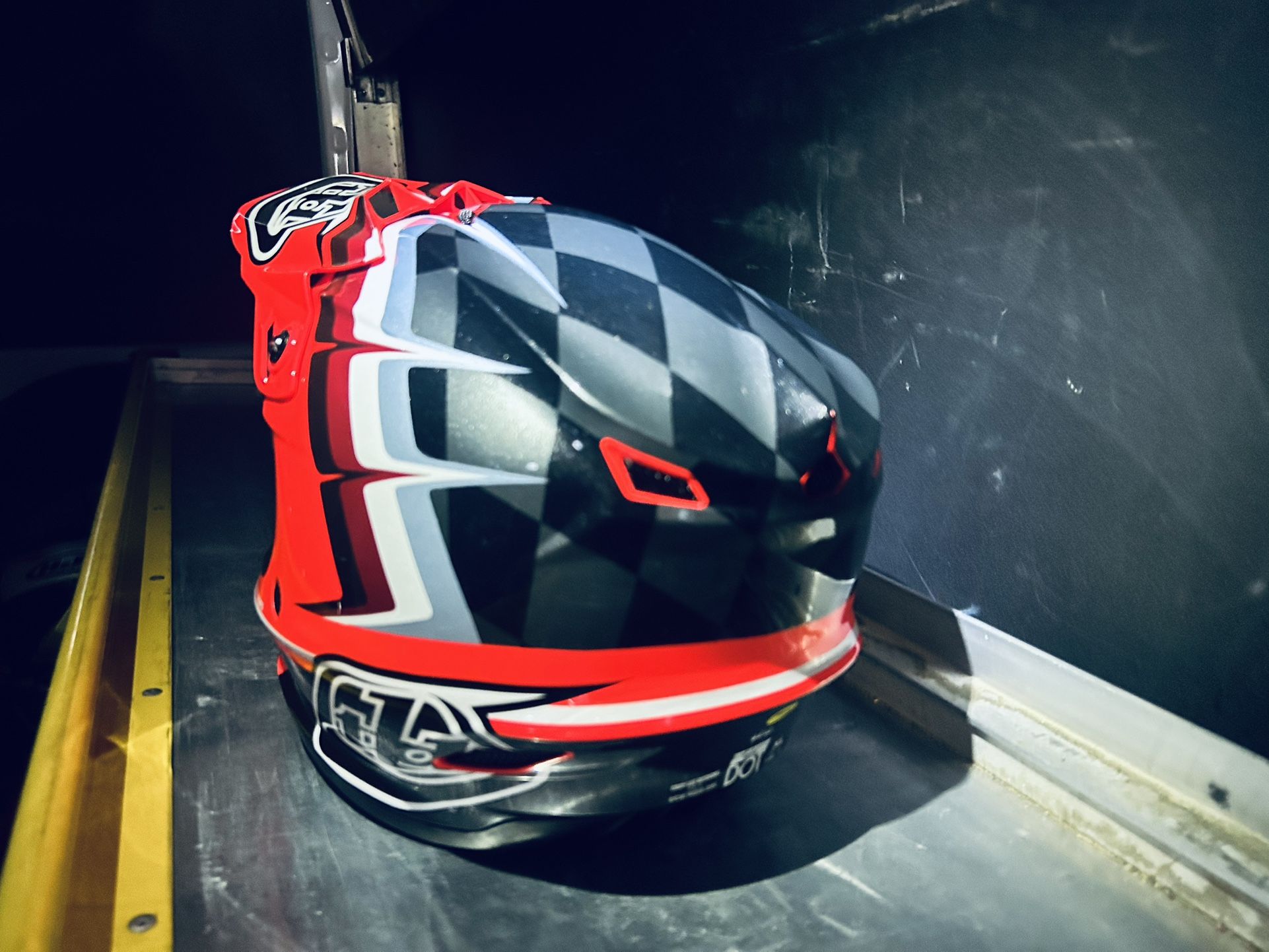 Troy Lee