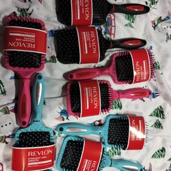 2 ONLY: Revlon Paddle Brush: CHOOSE COLOR!!