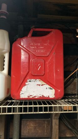5 Gallon Gas Can