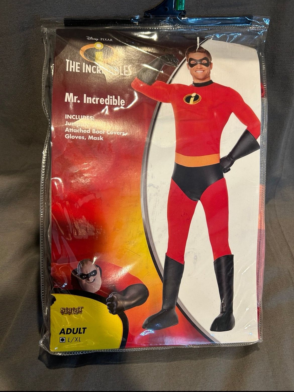 Mr. Incredible - Spirit Halloween Costume - Large / xlarge - New