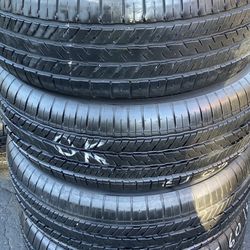 4 Llantas Usadas Yokohama Geolandar 225/60/17 $220 Las 4