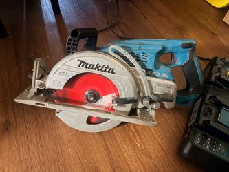 Makita 36V Cordless Circular Saw