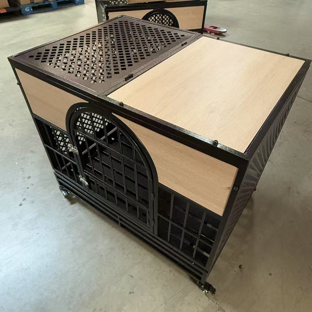 New In Box 42”Lx30”Dx37”H Large Heavy Duty Powder Coated Metal Dog Cage Crate Sturdy Kennel Pet House With Roller Wheels