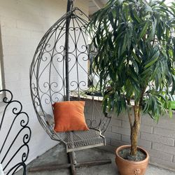 Outdoor Iron Egg Swing Chair