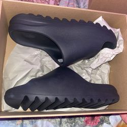 Yeezy Slide Onyx ⚫️⚫️