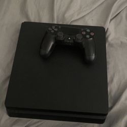 PS4 Slim 1 Tb 