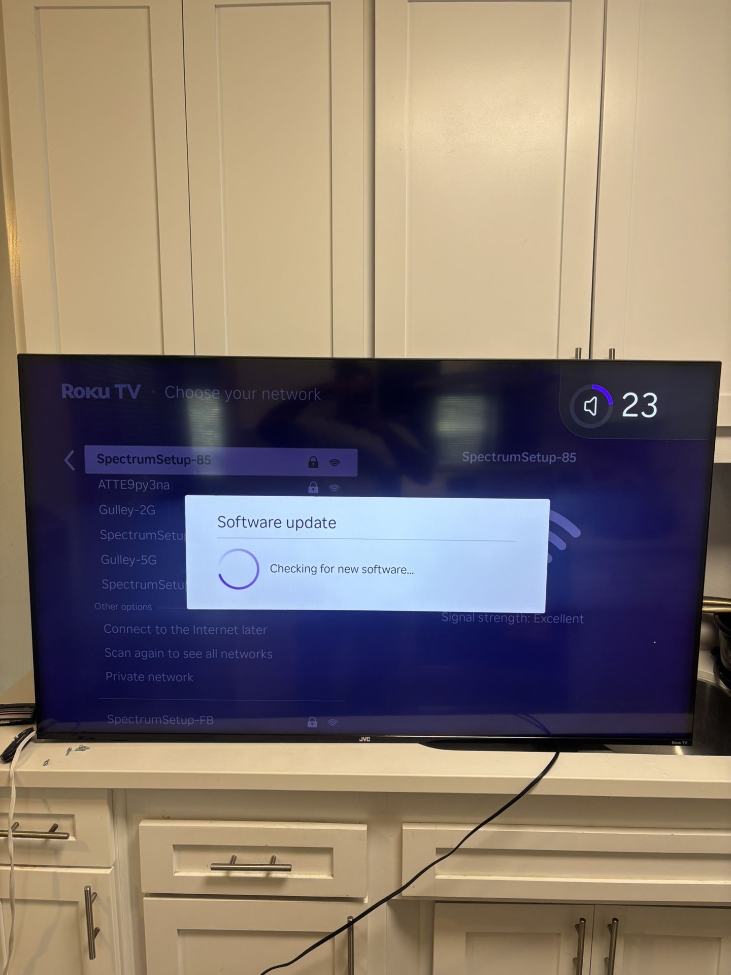 Pioneer Roku TV 65”