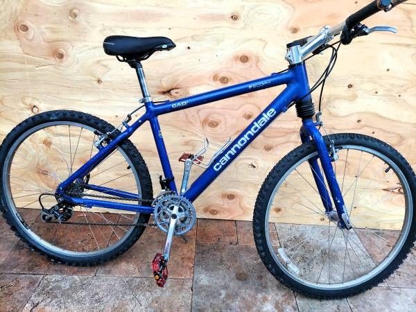Cannondale F600 Comp Mountain Bicycle
