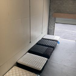 NEW BEDS IN PLASTIC - IN STOCK - SAME DAY DELIVERY - $25 DOWN