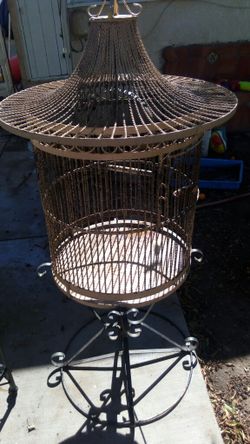 Bird cages for sale