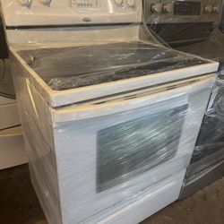 Whirlpool White Electric Stove