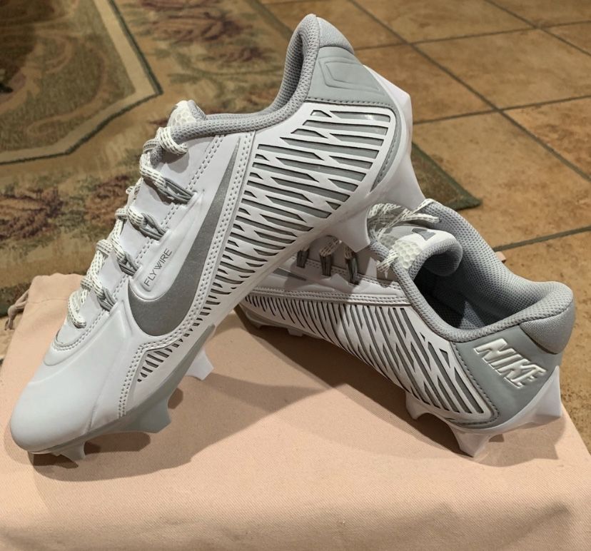 Nike Vapor Edge Pro 360 2 Men's Football Cleats (Size: 7)