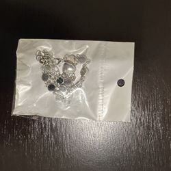 Silver bracelet with blue Stones