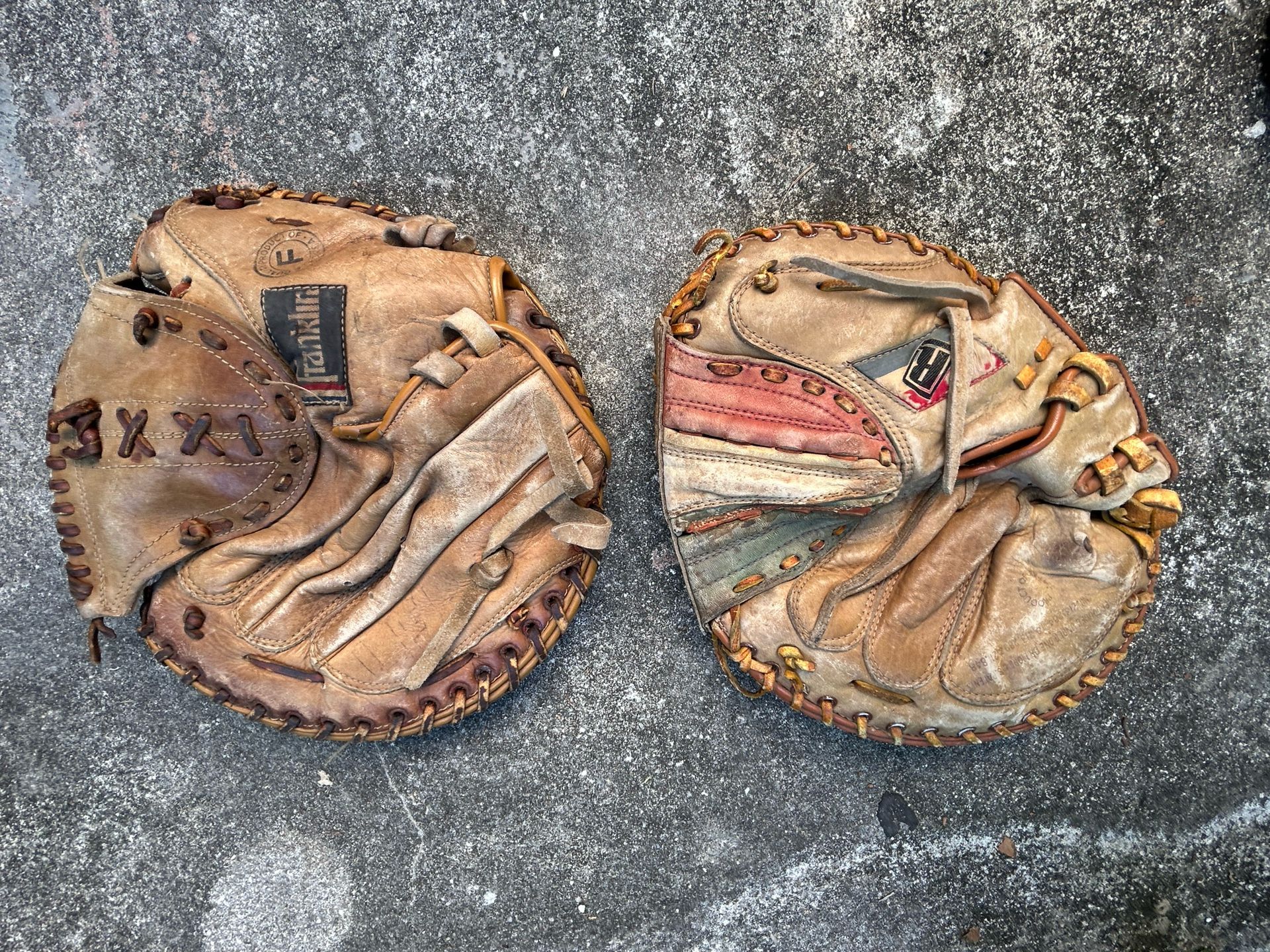 (2) Youth Catcher's Mitts