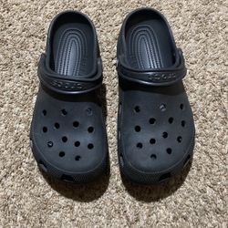 Crocs - Size 8 Men 