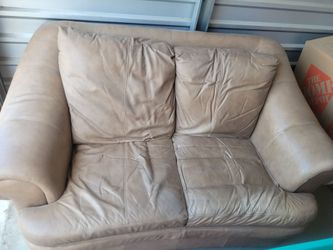 Free couch!!