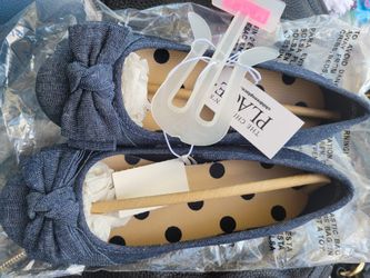 Girl Size 12, 1, 2 SHOES