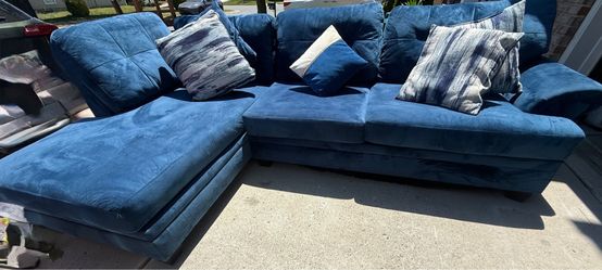 Groovy Blue L Shaped Sectional With Swivel Pod Chair - FREE DELIVERY ( READ AD)